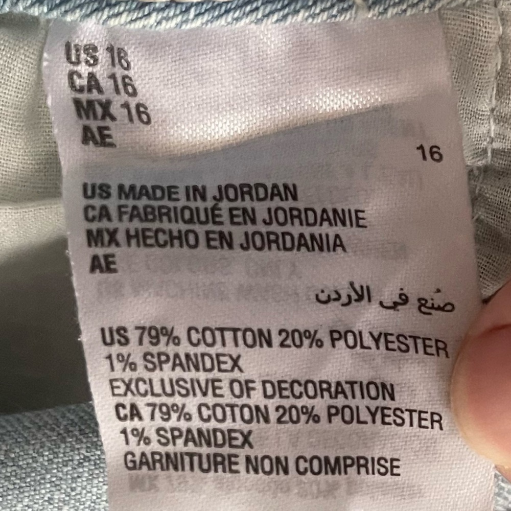 Style & Co. Light Blue Capri Embroidered Jeans size 16 - Picture 6 of 8